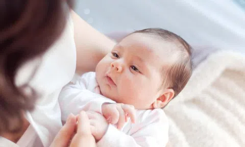 Kiến thức các mẹ cần biết khi chăm trẻ sinh non