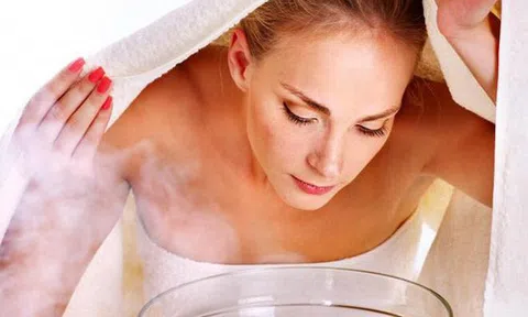 10 lợi ích của việc xông hơi mặt và cách thực hiện tại nhà