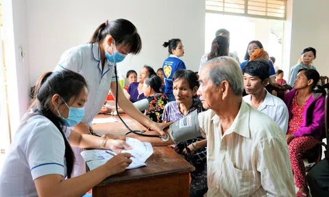 Chính sách bảo hiểm, y tế, giáo dục có hiệu lực từ tháng 4/2021