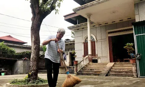 Người đại tá lo những bữa ăn, giấc ngủ đầu tiên cho Công an tỉnh Lào Cai
