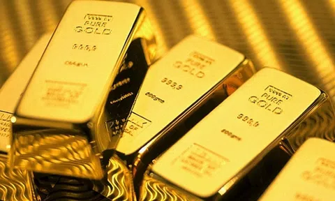 Giá vàng có xu hướng giảm mạnh