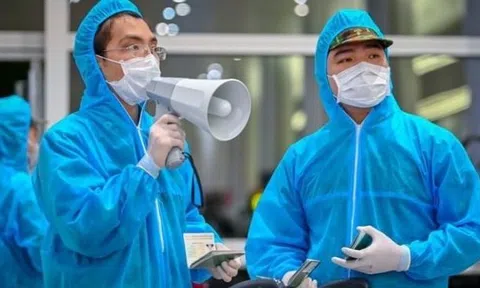 Hà Nội phát thông báo khẩn cấp tìm người tới 9 địa điểm