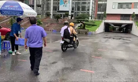 Hà Nội: CSGT đưa thí sinh "nhầm địa chỉ” đến điểm thi đúng cách 10km