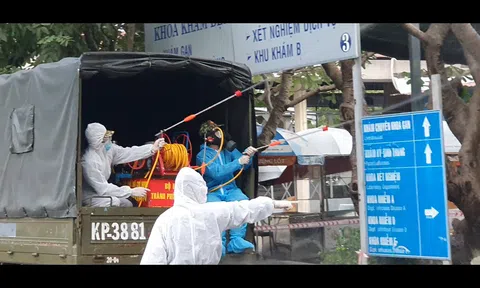 Bộ Y tế: TPHCM tập trung tối đa nguồn lực điều trị, chăm sóc toàn diện người bệnh COVID-19