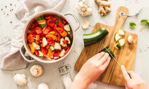 Top 7 loại rau củ nấu chín sẽ giàu dinh dưỡng hơn còn sống