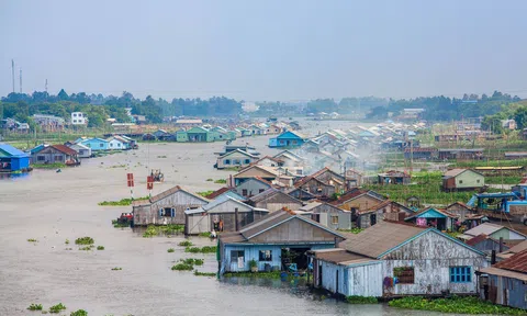 Mênh mang làng nổi Châu Đốc