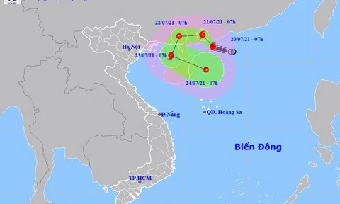 Bão số 3 tăng cấp mạnh mẽ, di chuyển chậm và chuyển hướng phức tạp