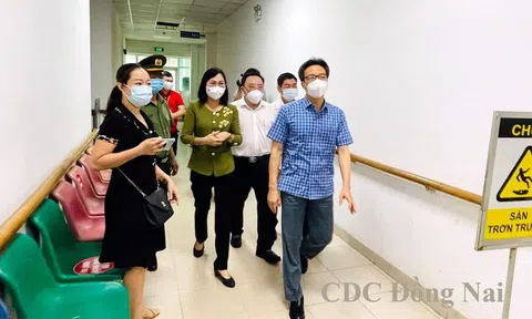 Phó Thủ tướng Vũ Đức Đam kiểm tra công tác phòng dịch Covid-19 tại Đồng Nai