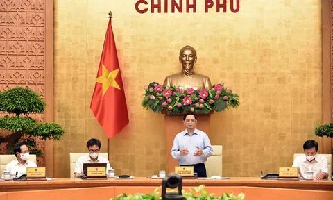 Thay đổi chính sách ưu tiên về vắc xin COVID-19
