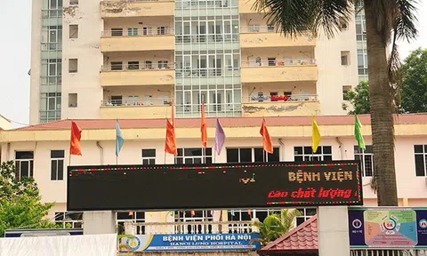 Hà Nội: Ấm lòng những suất cơm yêu thương gửi tặng Bệnh viện Phổi trong thời gian thực hiện cách ly y tế