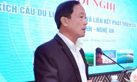 Tỉnh Bình Định: Tạm đình chỉ công tác với 2 cán bộ lãnh đạo vì đi chơi golf giữa dịch