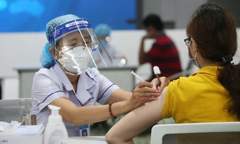 Chế độ dinh dưỡng trước cho người tiêm vắc xin phòng Covid-19