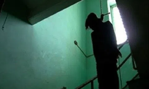 Thanh Hóa: Mâu thuẫn vợ chồng, chồng giết vợ rồi treo cổ tự tử tại nhà riêng
