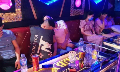 Quảng Nam: Bắt quả tang nhiều quán karaoke hoạt động giữa cao điểm dịch Covid-19 