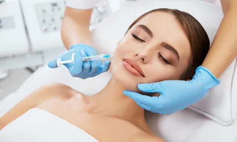 Nên tiêm filler hay mỡ tự thân?
