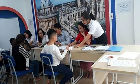 Hơn 80 học sinh tham gia sinh trắc vân tay tại Trung tâm tiếng anh Popy Vĩnh Yên 