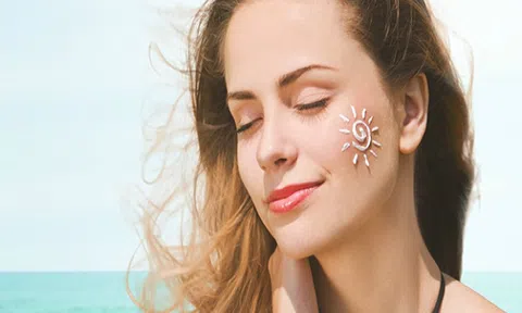 Bác sĩ Ngô Kiều Khanh phân tích những sai lầm khi chăm sóc da của chị em