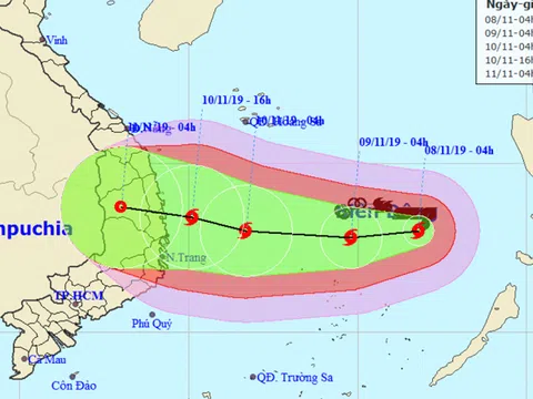 Bão số 6 giật cấp 15, tăng tốc hướng vào Quảng Ngãi - Khánh Hòa