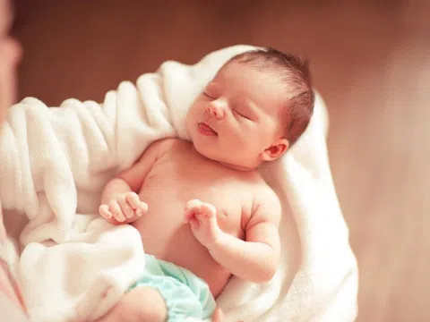 Đâu là nguyên nhân khiến trào lưu ‘sinh thuận tự nhiên’ cực đoan nở rộ?