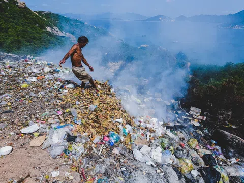 Nhiều đảo đang phải đối mặt với vấn nạn rác thải nhựa