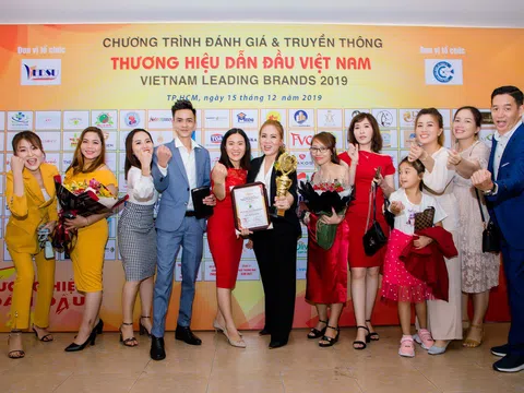 Eva Beauty lọt Top 10 thương hiệu dẫn đầu Việt Nam 2019