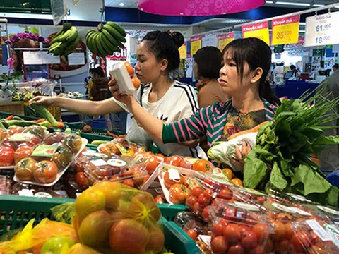 Không chỉ thịt lợn, nhiều mặt hàng thiết yếu cũng chịu áp lực tăng giá