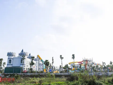 Hà Nội: Cưỡng chế, phá dỡ các hạng mục tại công viên nước Thanh Hà