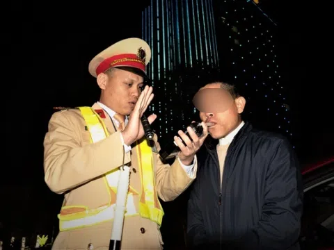 Thổi nồng độ cồn có lây lan virus corona?