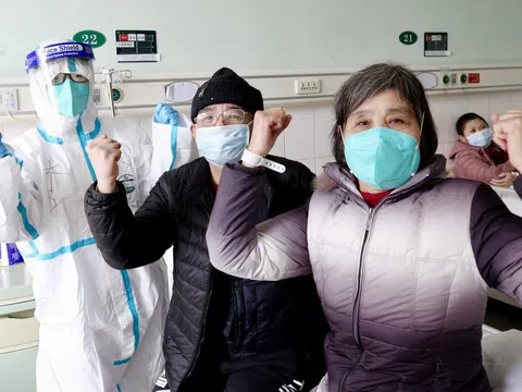 Trung Quốc: Nhóm 20 bệnh nhân virus Corona đầu tiên phục hồi và xuất viện tại Vũ Hán