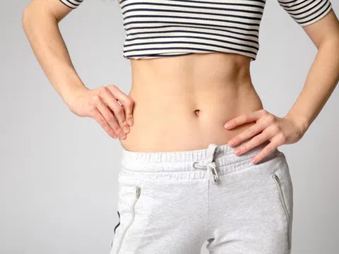 Có nên hút mỡ bụng hay không và giải đáp của BSCKI Hồ Quốc Việt