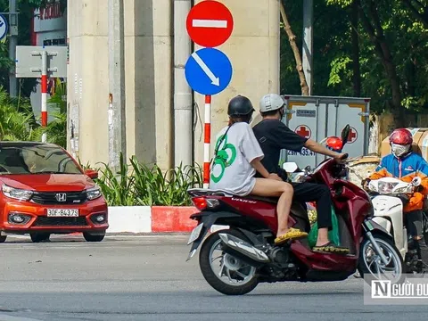 Hà Nội: Bất chấp nguy hiểm để né chốt kiểm soát