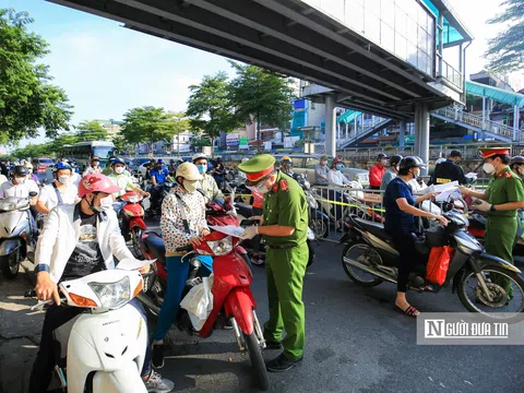 Hà Nội kích hoạt 39 chốt kiểm soát phương tiện ra vào "vùng đỏ"