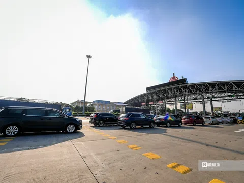 Kiểm soát chặt chẽ cửa ngõ Thủ đô, nhiều phương tiện phải quay đầu