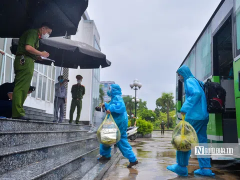 Người dân phấn khởi trở về nhà sau 21 ngày cách ly