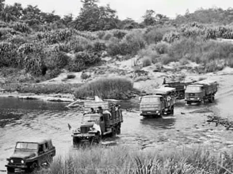 PGS.TS Đàm Khải Hoàn nguyên trung sỹ lái xe BTL Thiết giáp và Ký sự “Đường ra trận” - Phần 3