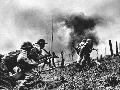 PGS.TS Đàm Khải Hoàn nguyên trung sỹ lái xe BTL Thiết giáp và Ký sự “Đường ra trận” – Phần Cuối