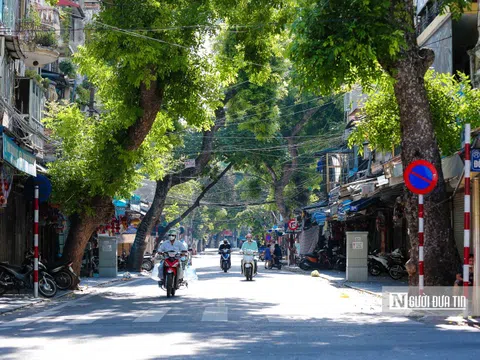 Hà Nội: Phố Hàng Mã đìu hiu chưa từng có trước ngày Rằm tháng 7