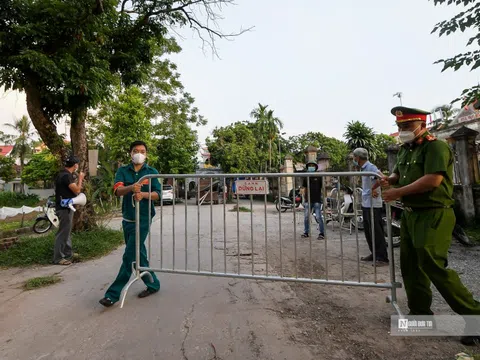 Cách ly y tế hơn 9.000 nhân khẩu tại xã ngoại thành Hà Nội