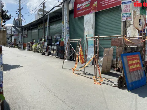 Nhiều con hẻm, tuyến đường ở TP Hồ Chí Minh đã được tháo bỏ rào chắn