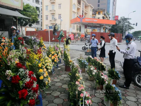 Nhiều shipper sợ không đủ sức chạy đơn hàng ngày Phụ nữ Việt Nam 20/10