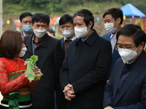 Bộ trưởng Nguyễn Kim Sơn: Dù đã tiêm vắc-xin hay chưa, tất cả đều phải cần đến trường