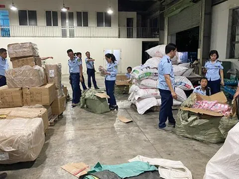 Phát hiện, tạm giữ nhiều hàng hóa ngoại nhập không rõ nguồn gốc