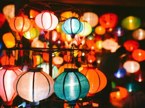 Cúng Rằm tháng 8 năm 2023 vào giờ nào đẹp nhất?