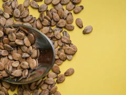 Hạt của loại quả "quốc dân" được nhiều người yêu thích, có thực sự an toàn để ăn?