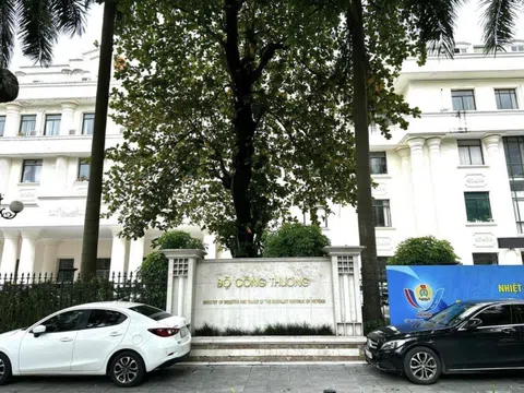 Dấu hiệu “trục lợi chính sách” ở Cục Công nghiệp - Bộ Công Thương [Bài 1]: Hồ sơ xin ưu đãi của doanh nghiệp bị “om” để vòi tiền “bôi trơn"?