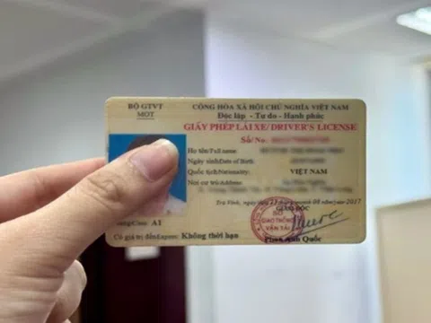 Bị công an giữ bằng lái xe có được thi lại hoặc cấp lại không?