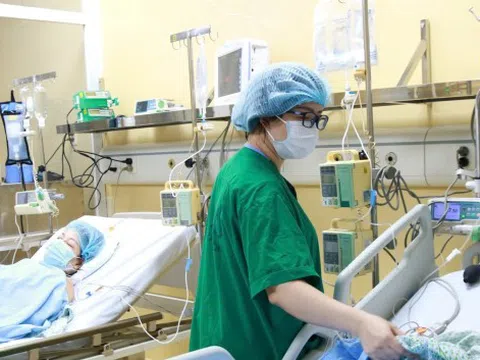 Sau ghép thận từ người chết não hiến tạng tại Hà Nội, 2 bệnh nhân đã tỉnh táo