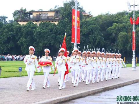 Thiêng liêng lễ thượng cờ tại Quảng trường Ba Đình ngày Quốc khánh 2/9