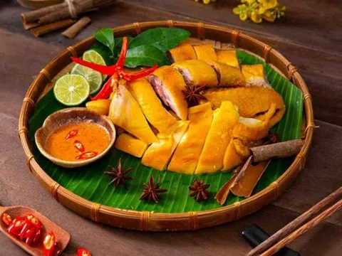 Ăn gà ủ muối có dễ bị nhiễm khuẩn?