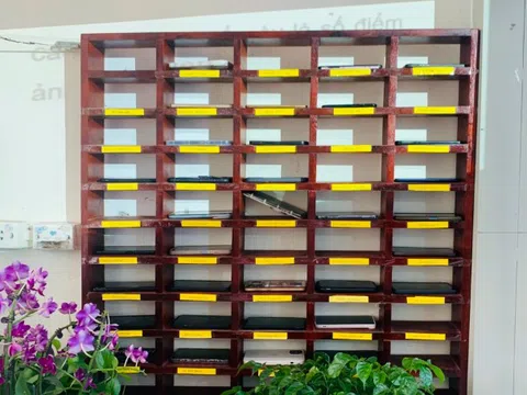 Quản lý điện thoại của học sinh ở trường thế nào?